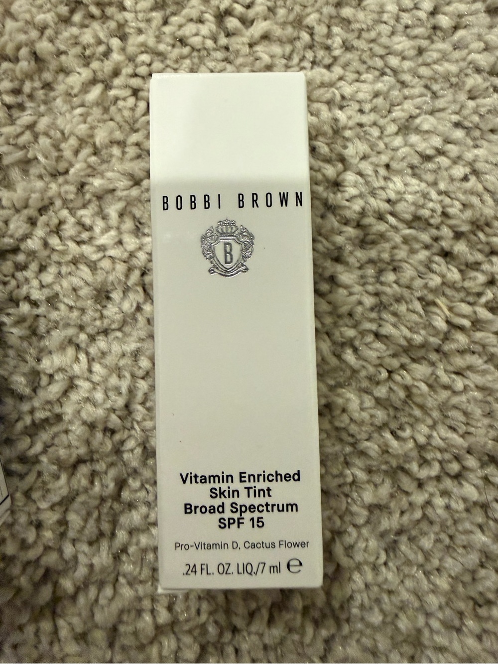 Bobbi Brown Vitamin Enriched Skin Tint SPF 15 — in Shade Golden 2